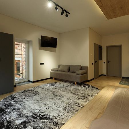 Discovery Garden Apartments คเมลไนป์สกาเย ภายนอก รูปภาพ