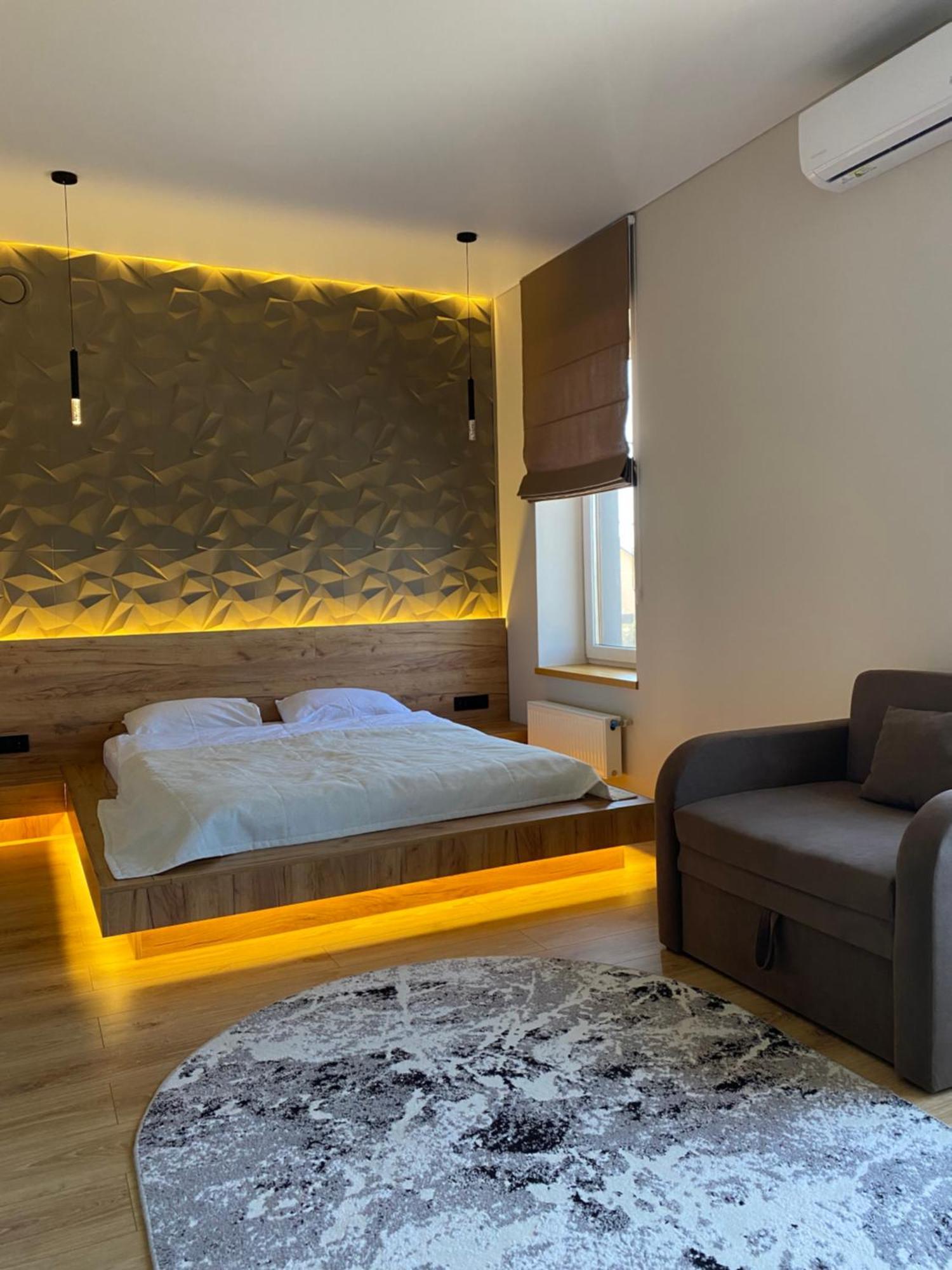 Discovery Garden Apartments คเมลไนป์สกาเย ภายนอก รูปภาพ