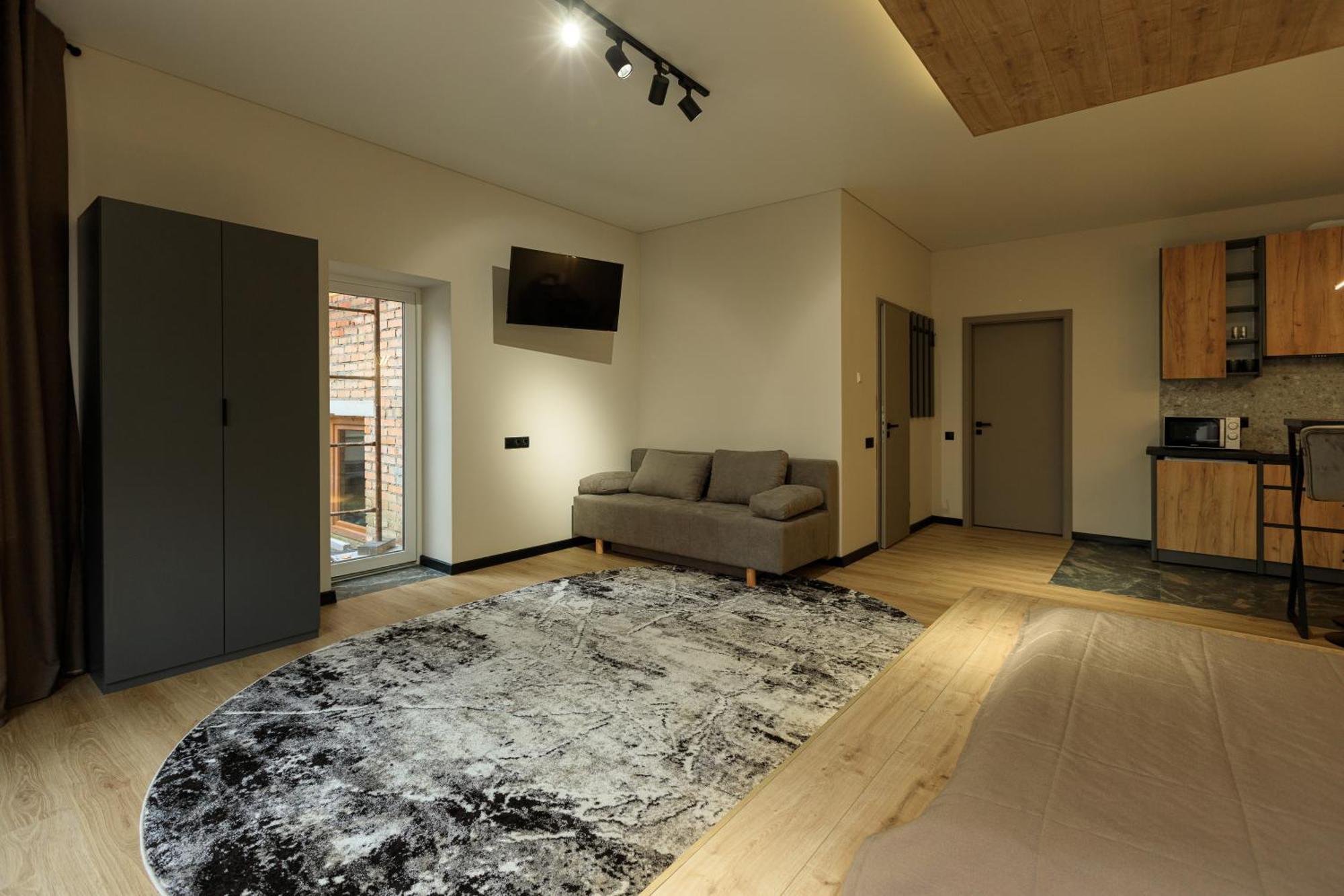 Discovery Garden Apartments คเมลไนป์สกาเย ภายนอก รูปภาพ