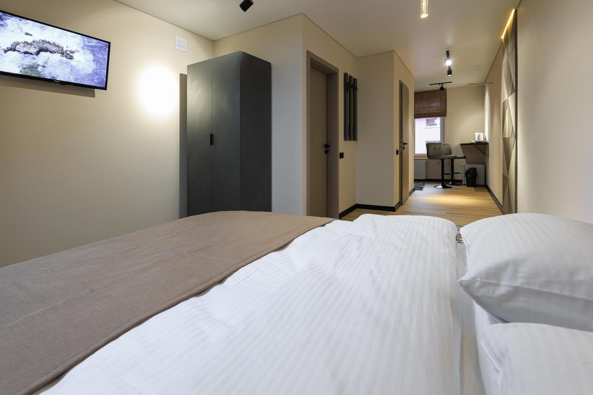 Discovery Garden Apartments คเมลไนป์สกาเย ภายนอก รูปภาพ